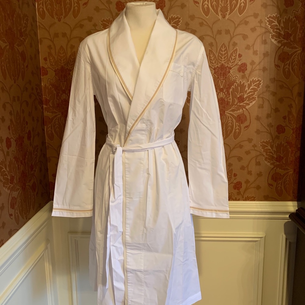 NWT Frette Shawl Collar Robe Accent